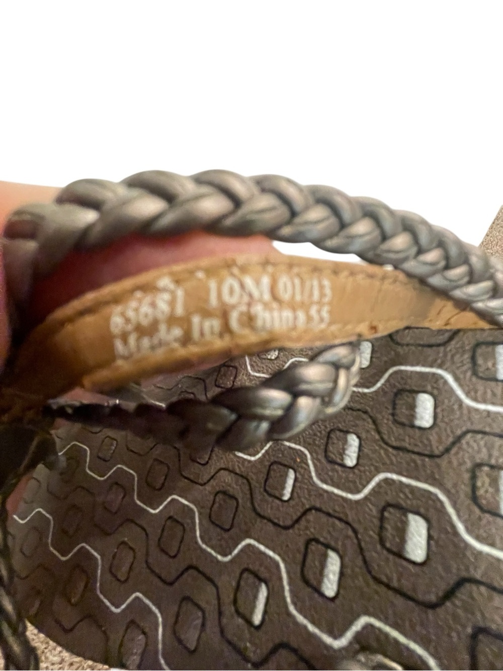 Clarks Women's Floral Braided Thong Sandals - Bronze Flip Flops Shoes - Picture 5 of 5